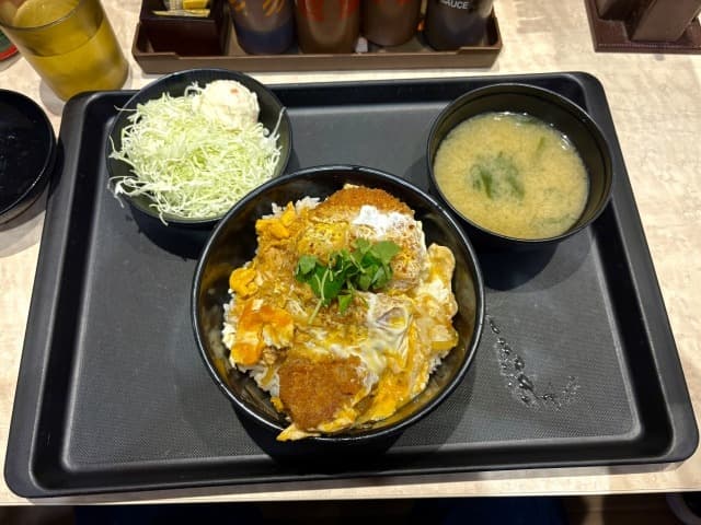 ロースカツ丼